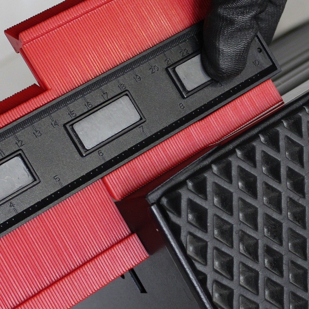 WDK-65422 Профильная кузовная линейка 250мм